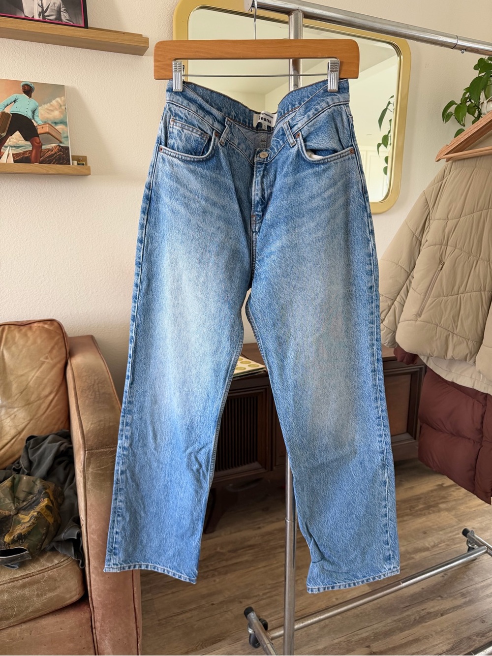Reformation | Abby Low Rise Straight Jean